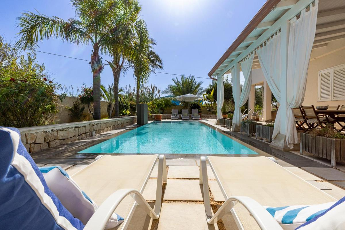 Villa Zamia Con Piscina Санта-Марія-дель-Фокалло Екстер'єр фото