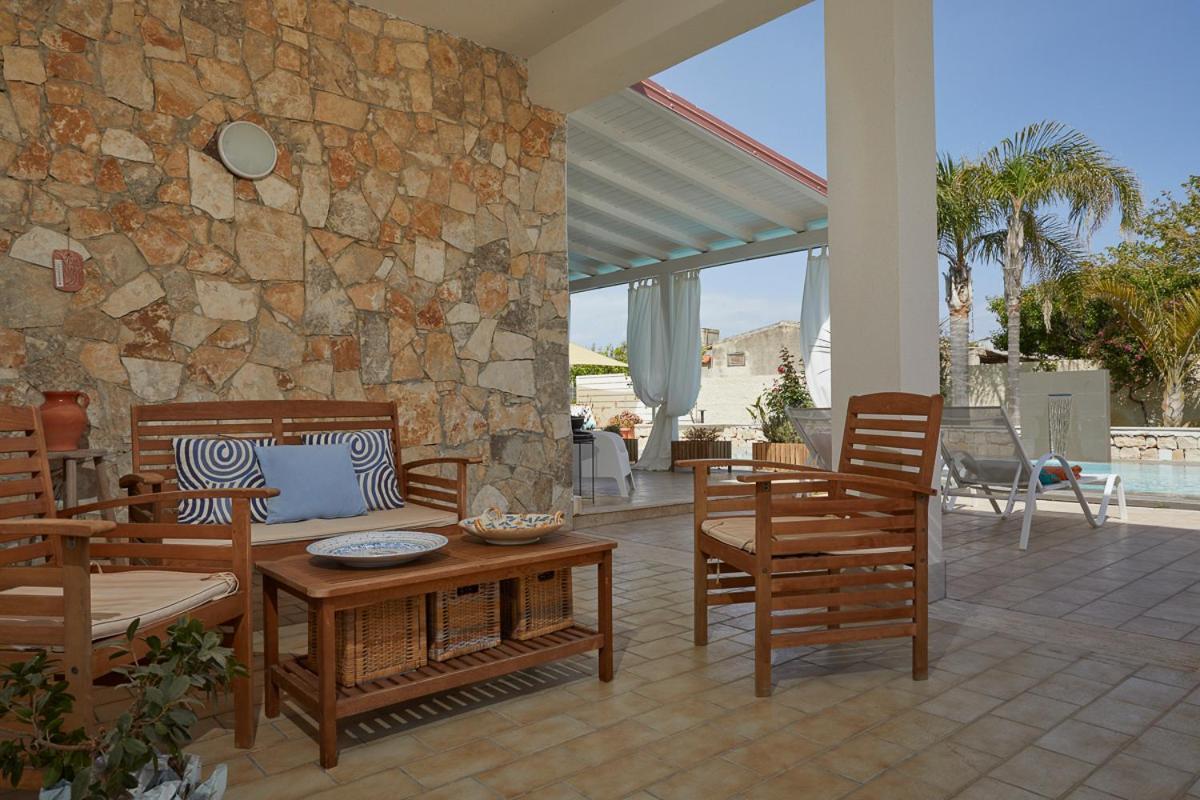 Villa Zamia Con Piscina Санта-Марія-дель-Фокалло Екстер'єр фото