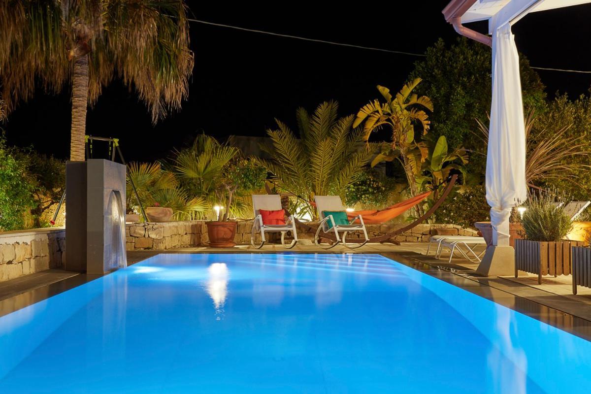 Villa Zamia Con Piscina Санта-Марія-дель-Фокалло Екстер'єр фото