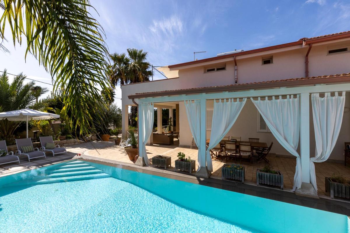 Villa Zamia Con Piscina Санта-Марія-дель-Фокалло Екстер'єр фото